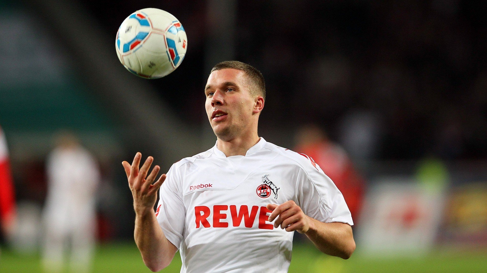 开云体育中国-德甲争冠战之夜，当完全无解成为对手唯一的墓志铭